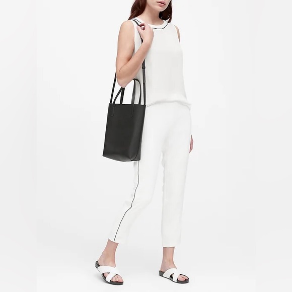 Banana Republic 12 Hour Pebbled Leather Tote🖤 - Picture 1 of 16